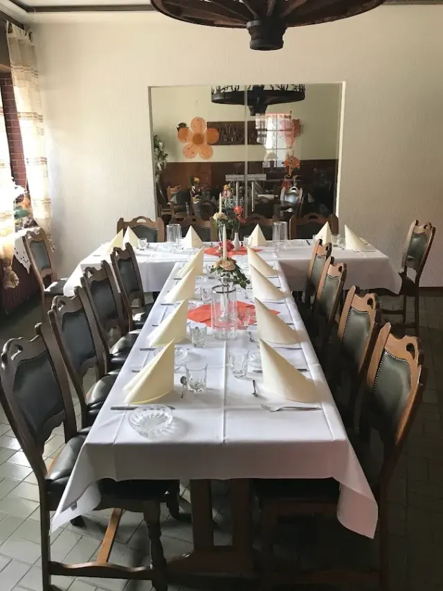 BookNoFees: Restaurant – Brambauer Hof (Nioduschewski Gasthaus) – Lünen – Brambauer Hof (Nioduschewski Inn), photo 2