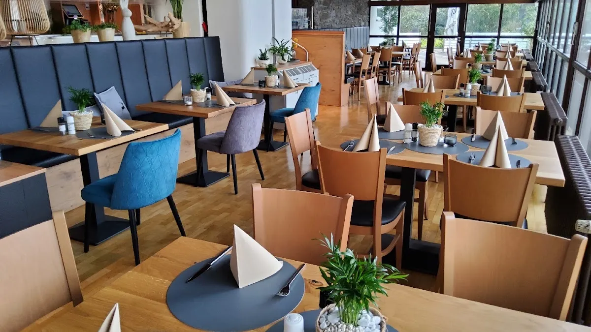 BookNoFees: Restaurant – StadtGeflüster in der Bismarckhalle – Siegen – StadtGeflüster at the Bismarckhalle, photo 1