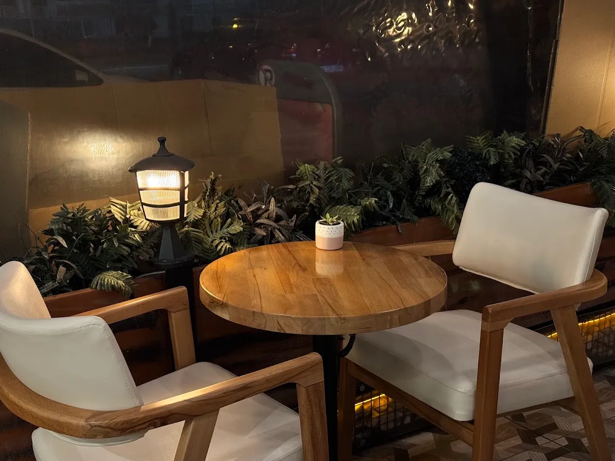 BookNoFees: Café – Coffee Noche – Istanbul – Coffee Night, photo 1