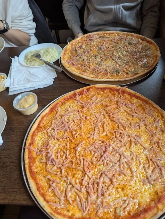 BookNoFees: Restaurant – Pizzeria Lugano – Stockholm – Lugano Pizzeria, photo 3
