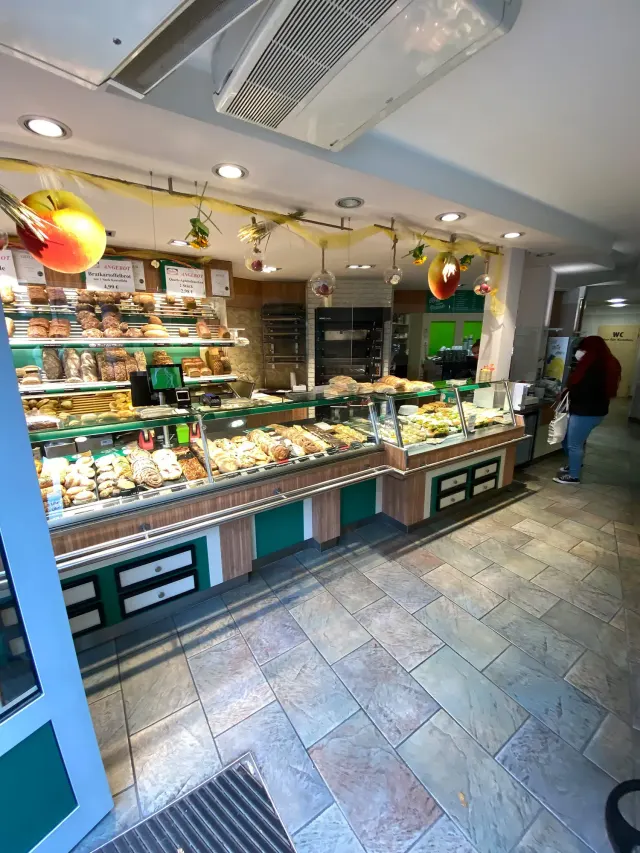 BookNoFees: Bakery – Bäckerei & Café Franzes – Meschede – Franzes Bakery & Café, photo 2