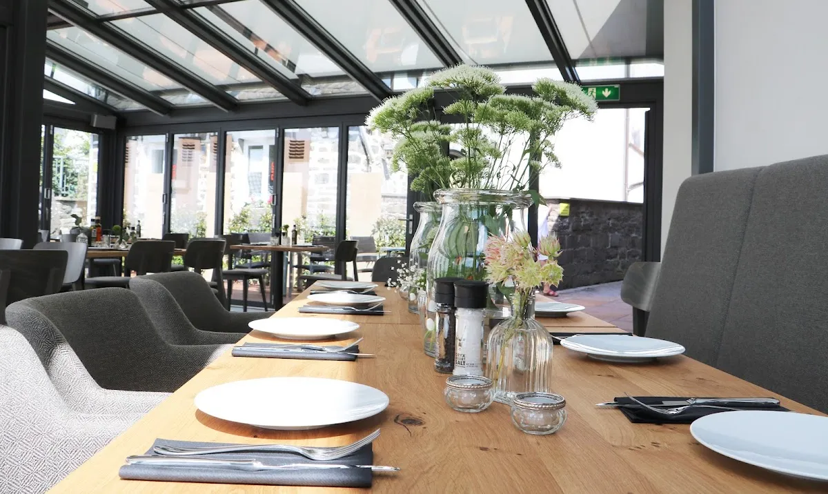 BookNoFees: Restaurant – Ahorn-Veranda – Neuenrade – Maple Veranda, photo 1