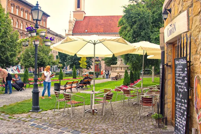 BookNoFees: Café – Corvin Kávézó – Budapest – Corvin Café, photo 2