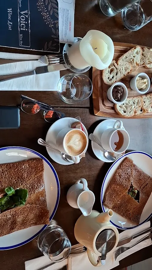 BookNoFees: Restaurant – Voici Creperie and Wine Bar – Dublin – Voici Creperie and Wine Bar, photo 3
