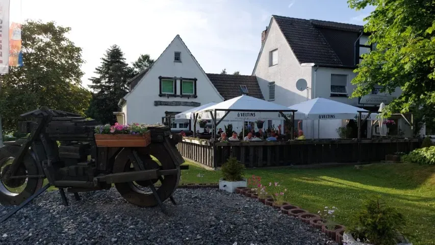 BookNoFees: Restaurant – Landgasthof Grevenstein – Meschede-Grevenstein – Grevenstein Country Inn, photo 1
