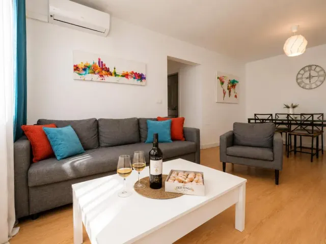 BookNoFees: Entire apartment – Jerez De La Frontera