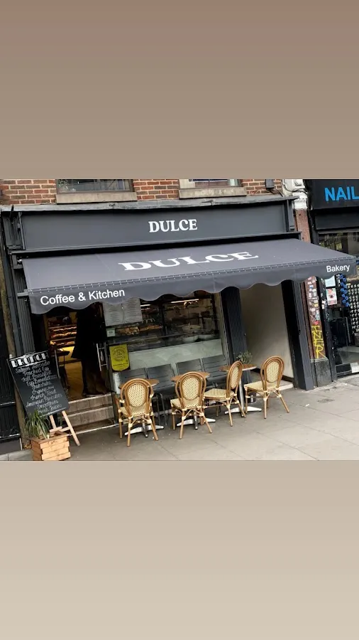 BookNoFees: Café – Dulce – London – Sweet, photo 1
