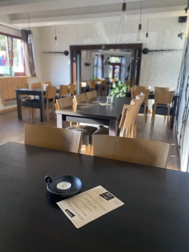 BookNoFees: Restaurant – Rodr – Prague – Rodr, photo 2