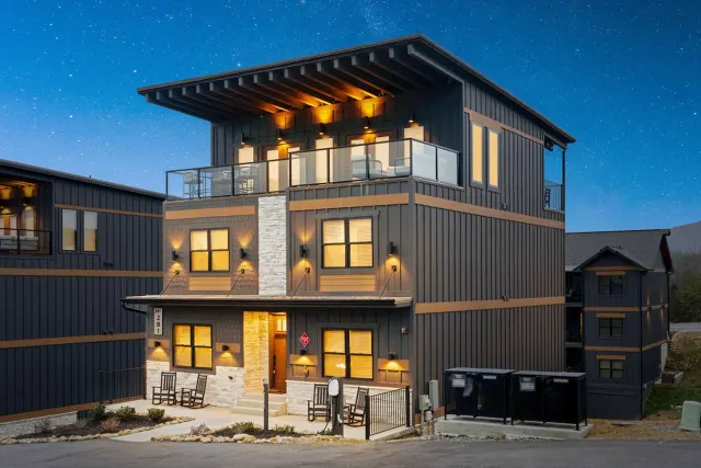BookNoFees holiday home in Sevierville – Cabin with Indoor Pool, Theater and Game Rooms