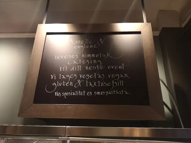 BookNoFees: Café – Baker Hansen – Oslo – Baker Hansen, photo 2
