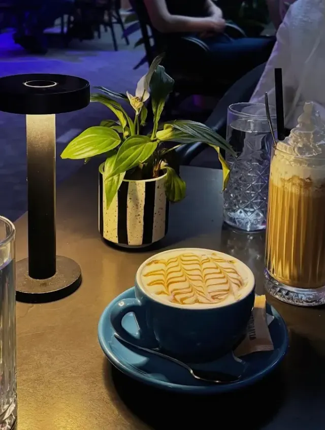 BookNoFees: Café – Baristocratia Coffee Society – Belgrade – Baristocratia Coffee Society, photo 2