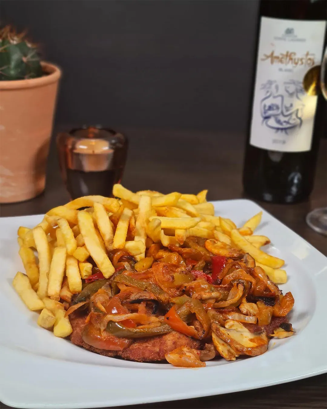 BookNoFees: Restaurant – Bei George – Sundern – At George’s, photo 1