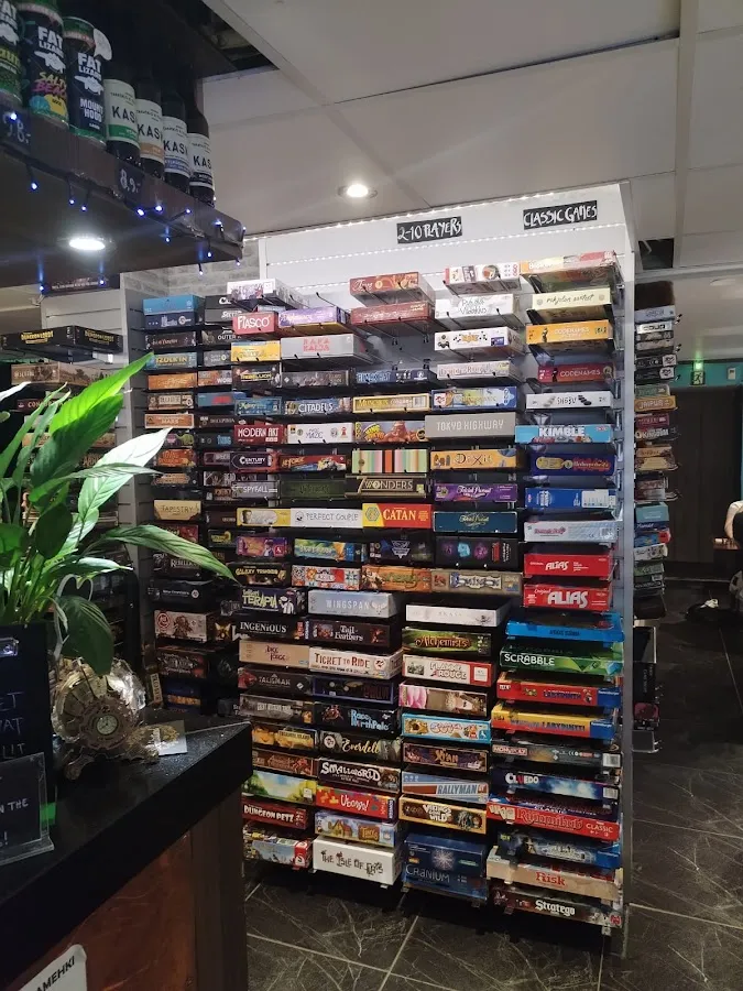 BookNoFees: Café – Café Boardgame – Helsinki – Café Boardgame, photo 1