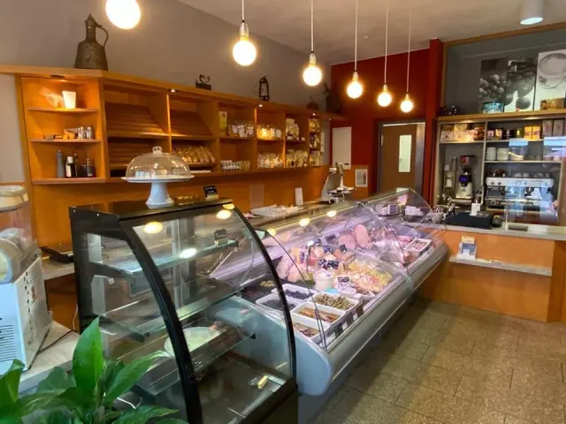BookNoFees: Restaurant – Elena ital. Spezialitäten – Meinerzhagen – Elena’s Italian specialities, photo 2