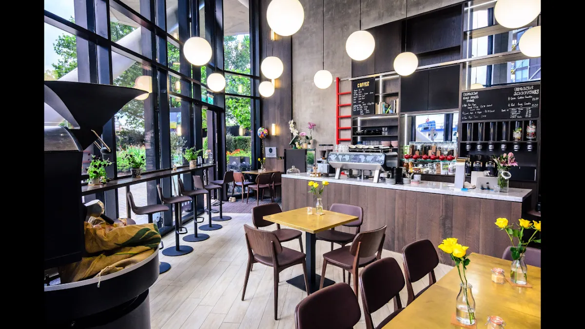 BookNoFees: Café – Black Cab Coffee Co – London – Black Cab Coffee Co, photo 1