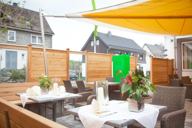 BookNoFees: Restaurant – Restaurant im Flair Hotel Nieder – Bestwig – Restaurant at the Flair Hotel Nieder, photo 2