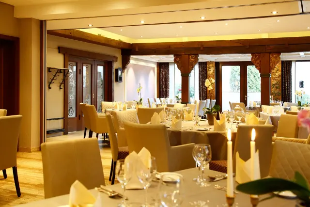 BookNoFees: Restaurant – Restaurant im Flair Hotel Nieder – Bestwig – Restaurant at the Flair Hotel Nieder, photo 3