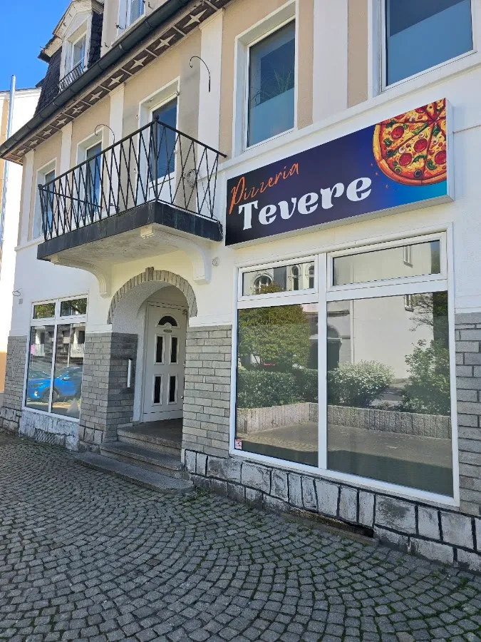 BookNoFees: Restaurant – Pizzeria Tevere – Halver – Tevere Pizzeria, photo 1