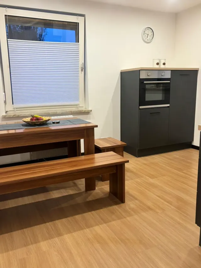 BookNoFees: Modern ground-floor flat with a garden and barbecue – Bodenwerder