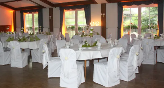 BookNoFees: Restaurant – Georg u. M.-Th. Grofe Gastwirtschaft – Anröchte – Georg and M.-Th. Grofe Restaurant, photo 1