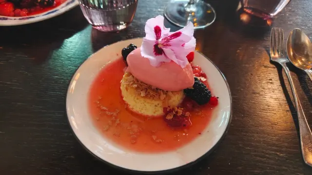 BookNoFees: Restaurant – Bistro Bardot – Helsinki – Bistro Bardot, photo 2