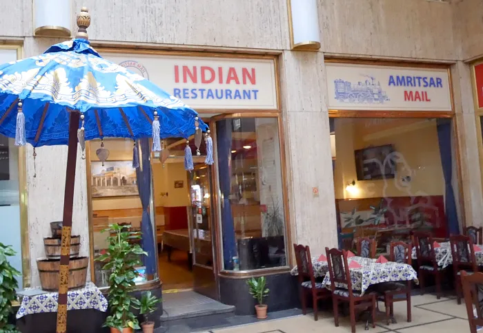 BookNoFees: Restaurant – Amritsar Mail – Prague – Amritsar Mail, photo 1