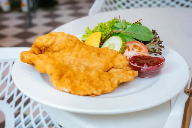 BookNoFees: Café – Café Votiv – Vienna – Votiv Café, photo 2