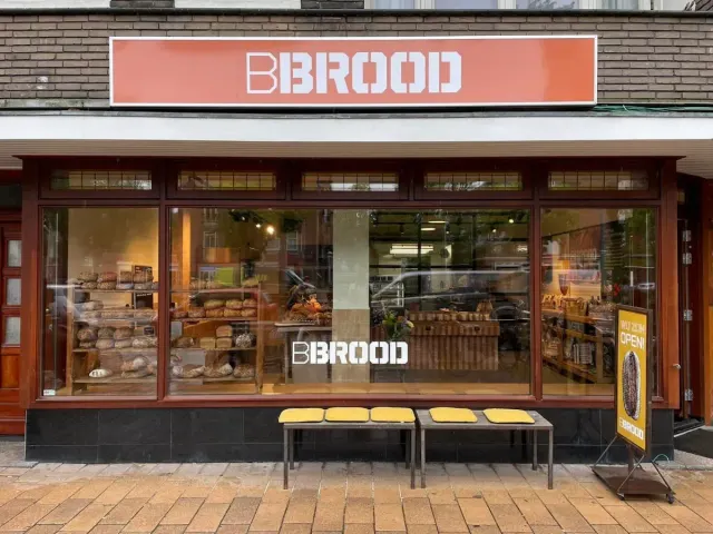 BookNoFees: BBrood!, Amsterdam