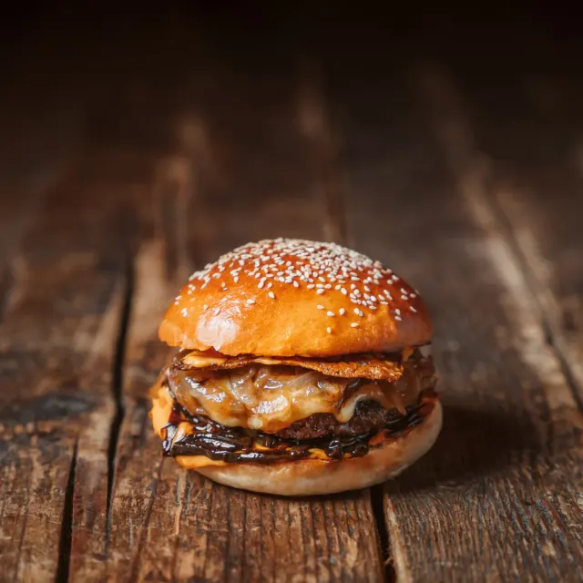 BookNoFees: Snack bar – Bamba Marha Burger Bar – Budapest – Bamba Marha Burger Bar, photo 2