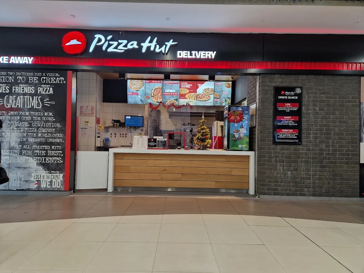 BookNoFees: Restaurant – Pizza Hut Delivery – Bucharest – Pizza Hut Delivery, photo 1