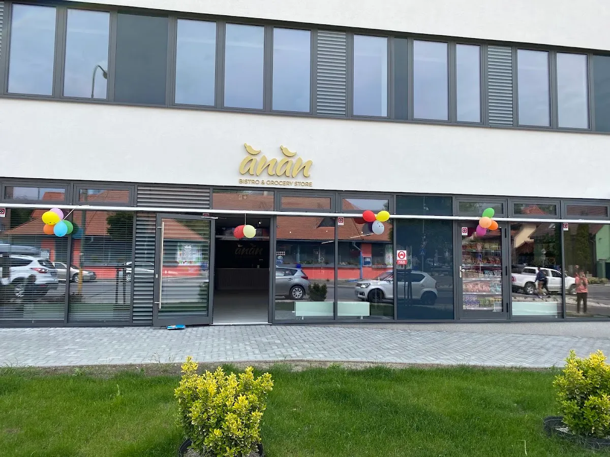 BookNoFees: Restaurant – ĂNĂN – Bratislava – EAT EAT, photo 1