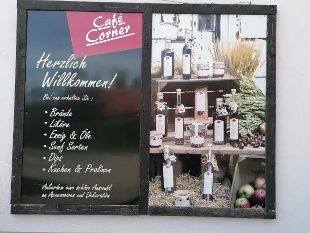 BookNoFees: Restaurant – Café Corner Café – Recklinghausen – Café Corner Café, photo 2