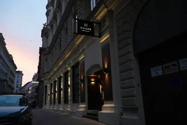 BookNoFees: Restaurant – Chuan – Vienna – John, photo 3