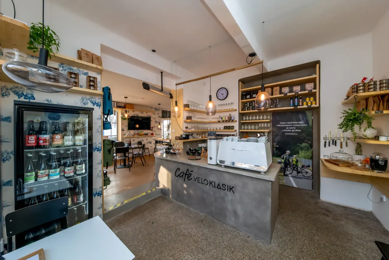 BookNoFees: Café – Café Veloklasik – Prague – Café Veloklasik, photo 1