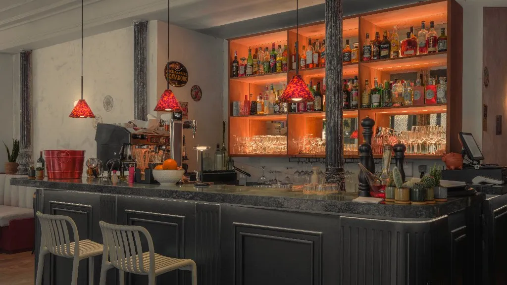 BookNoFees: Restaurant – D'oro – Madrid – Gold, photo 1
