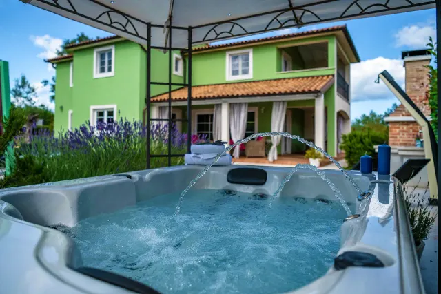 BookNoFees holiday home in Rakalj – Villa Branka with a swimming pool, hot tub and playground