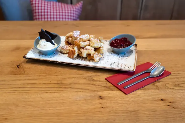 BookNoFees: Restaurant – Benediktiner Wirtshaus – Attendorn – Benedictine Tavern, photo 2
