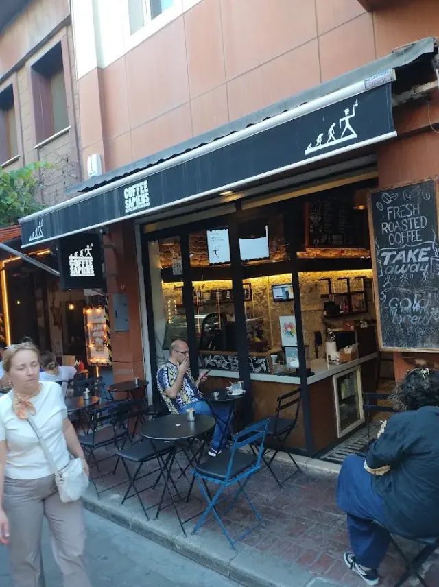BookNoFees: Café – Coffee Sapiens – Istanbul – Coffee Sapiens, photo 2
