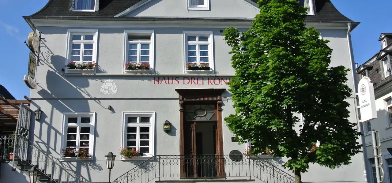 BookNoFees: Restaurant – Haus Drei Könige – Balve – Three Kings House, photo 1