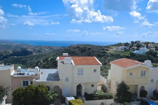 BookNoFees holiday home in Pissouri – Entire apartment in Pissouri