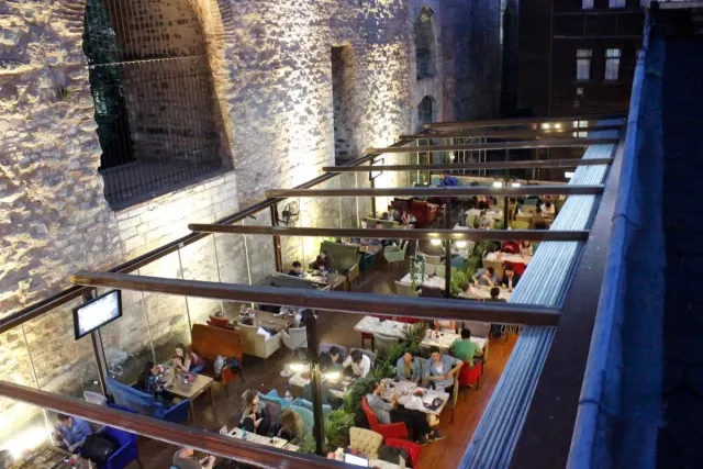 BookNoFees: Vefakar, Istanbul