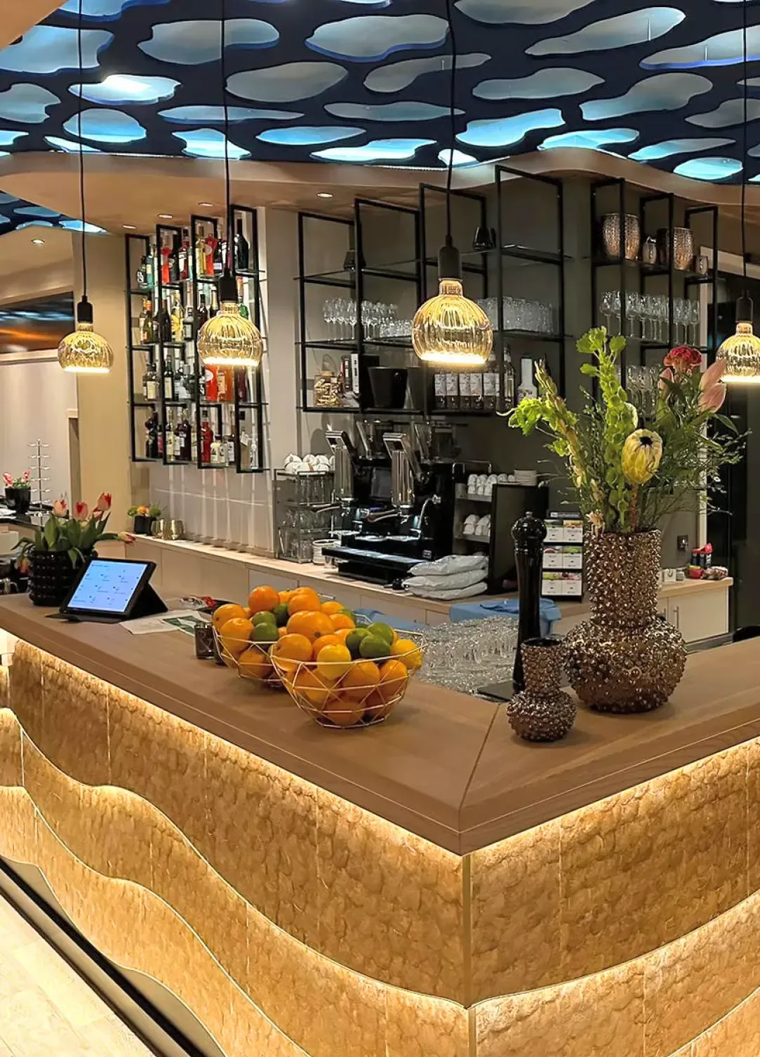 BookNoFees: Restaurant – Heiter & Herrlich Neheim – Arnsberg-Neheim – Cheerful & Lovely Neheim, photo 1