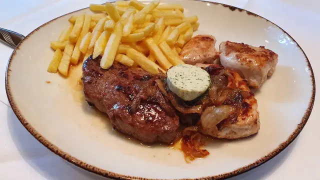 BookNoFees: Restaurant – Haus Mayweg – Altena – Mayweg House, photo 2