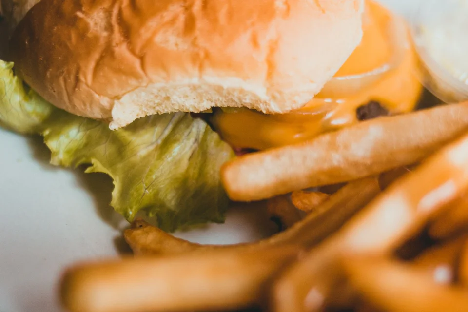 BookNoFees: Example photo: Burger