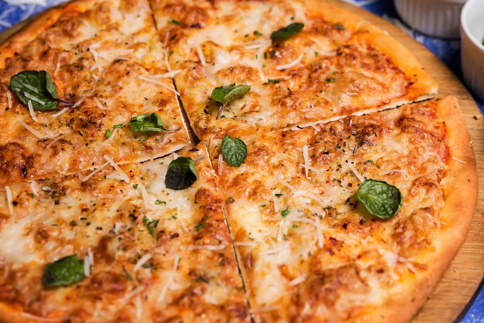 BookNoFees: Example photo: Pizza
